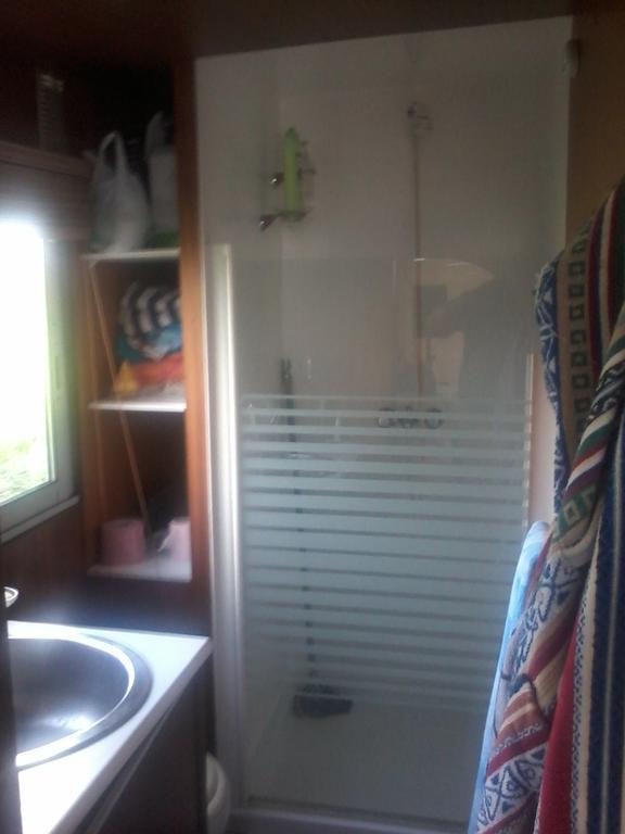 栋什里 Bateau Houseboat Camille酒店 外观 照片